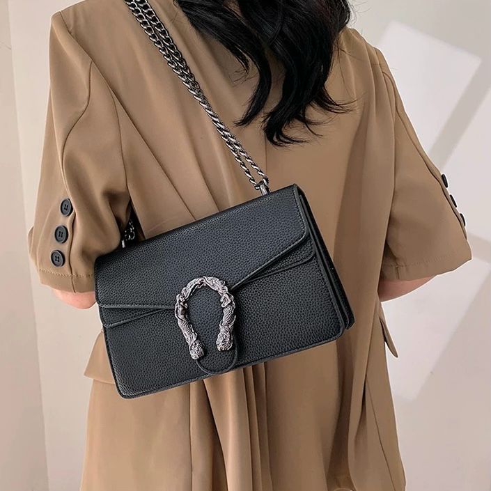 Croc Pattern Lock Detailing Sling Or Shoulder Bag For Women