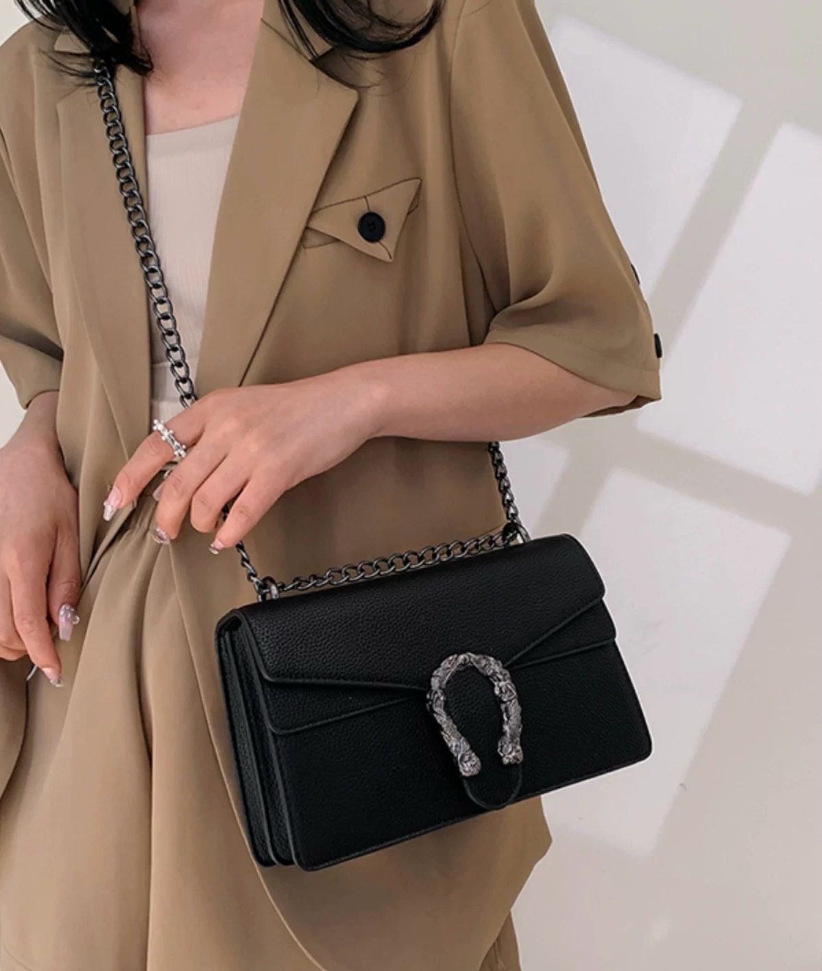 Croc Pattern Lock Detailing Sling Or Shoulder Bag For Women