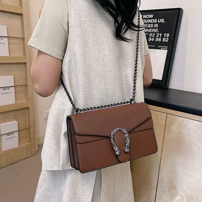 Croc Pattern Lock Detailing Sling Or Shoulder Bag For Women